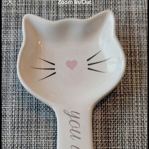 T.J.Maxx Cat Face Spoon Rest - White and Pink